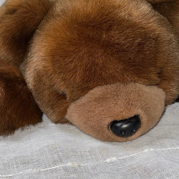 Vintage TY Classics PAWS the HUGE 30" Lay Flat Brown Bear Plush Teddy Bear 1996 - Picture 14 of 16